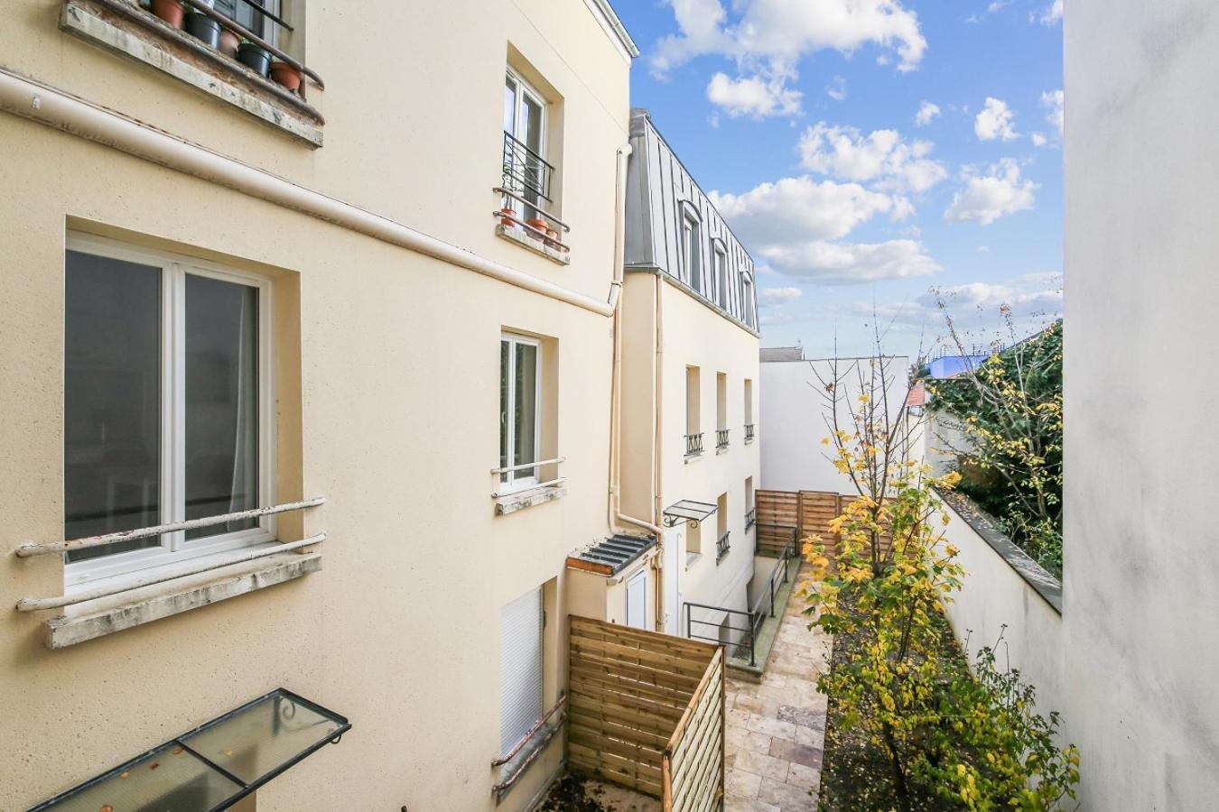 Avec Wifi - Proche Paris & Metro - R6 Apartment *