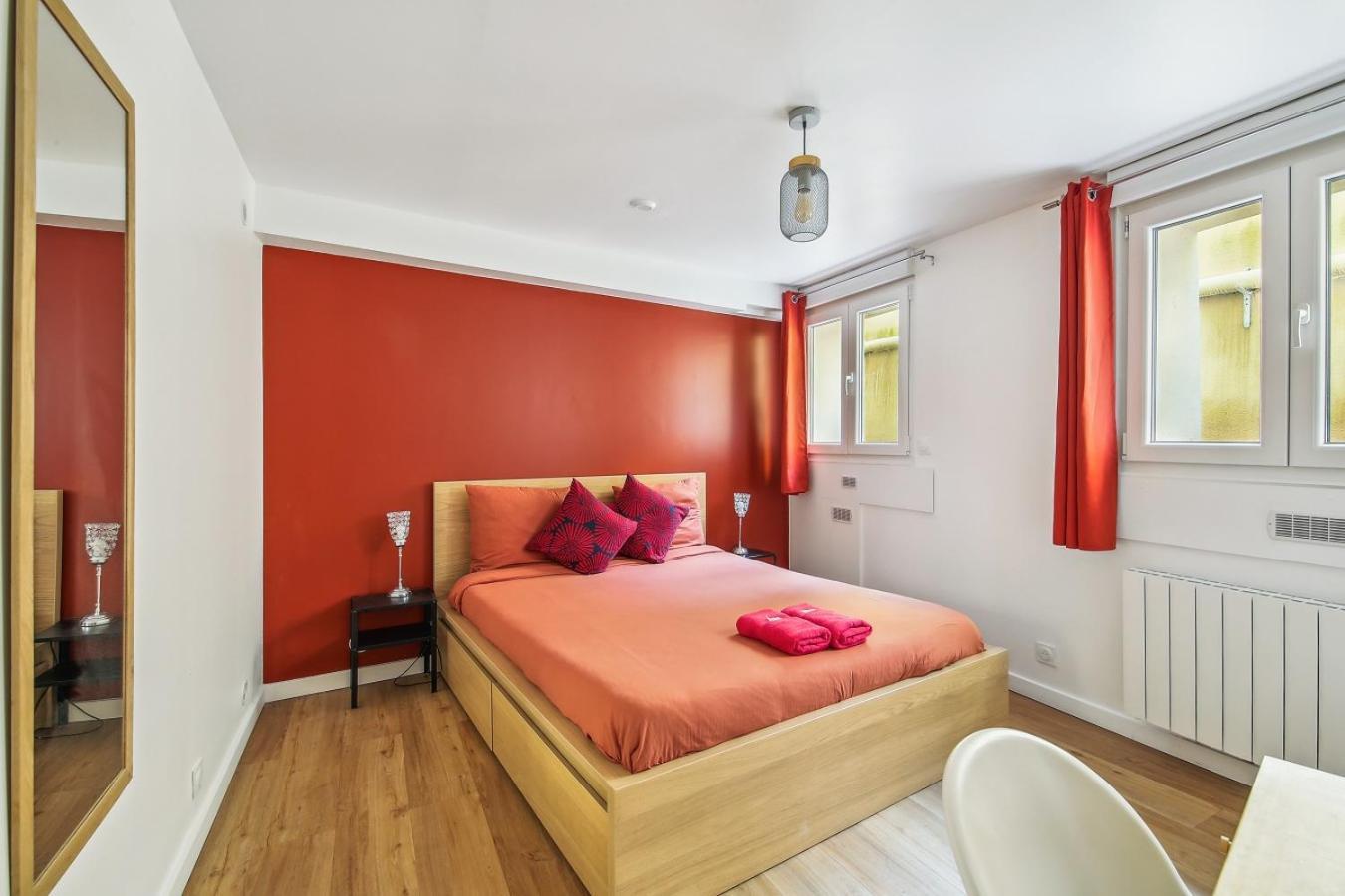 Apartment Avec Wifi - Proche Paris & Metro - R6 *