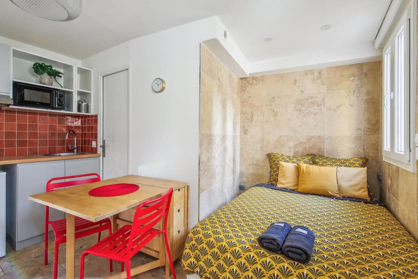 Apartment Avec Wifi - Proche Paris & Metro - R6